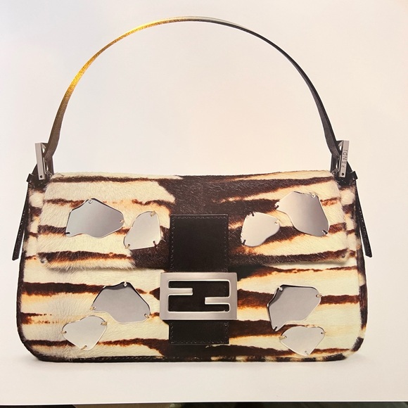 Meet your ✅Top 💯 Rated, Posh Mentor Addy - Picture 15 of 16